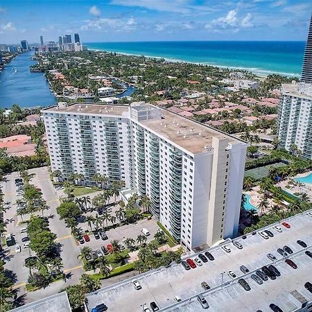 Sunny Isles Condo Very Close To The Beach With Amenities Sunny Isles Beach Exterior foto